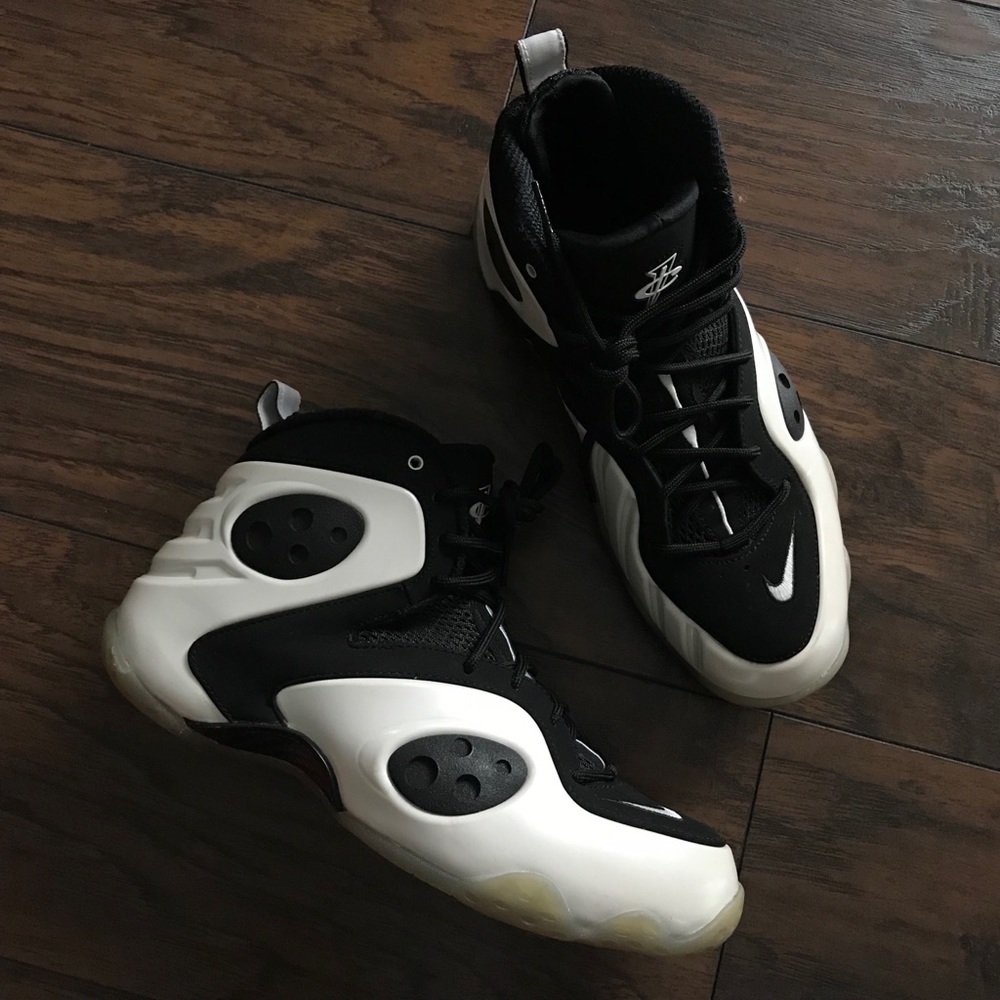 Nike Zoom Rookie 9.5 472688 100 $200 white black